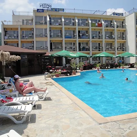 Park Argo 2*